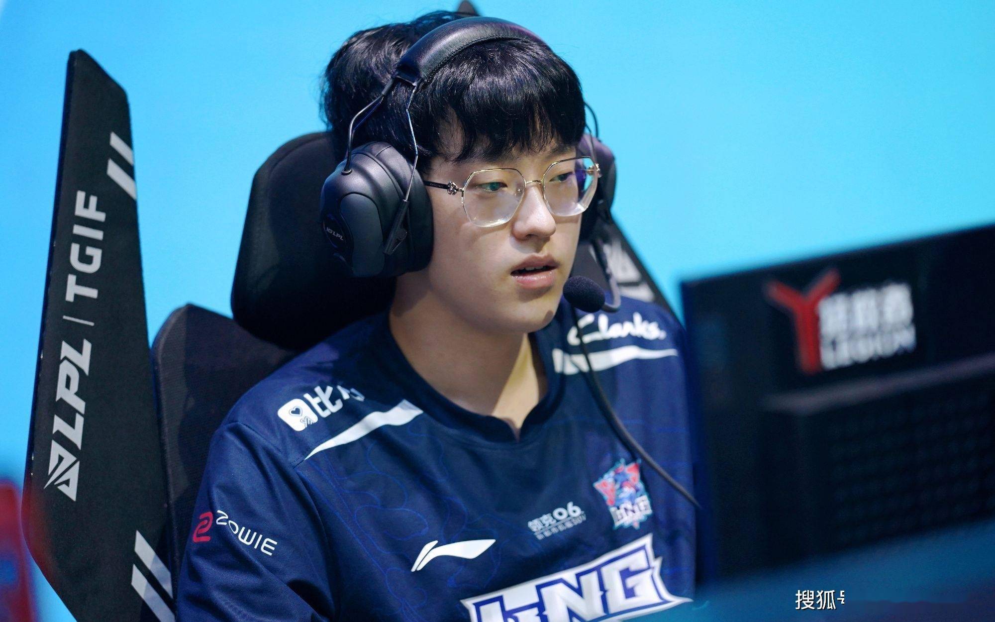 星空体育app下载关于Scout连续十二场比赛得分超过惊险取胜，老鹰挑战极限！的信息